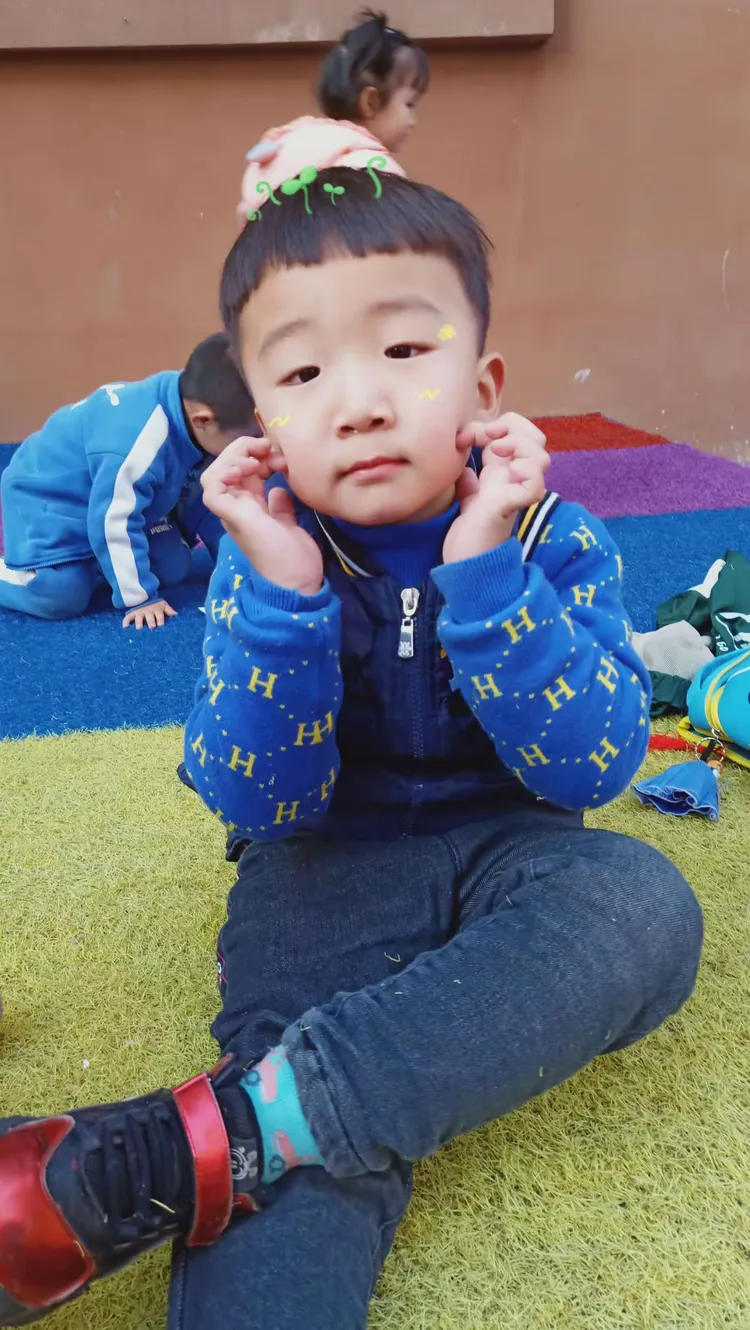 呼和浩特阳性超2800例︰(天津格林世界幼儿园学费)