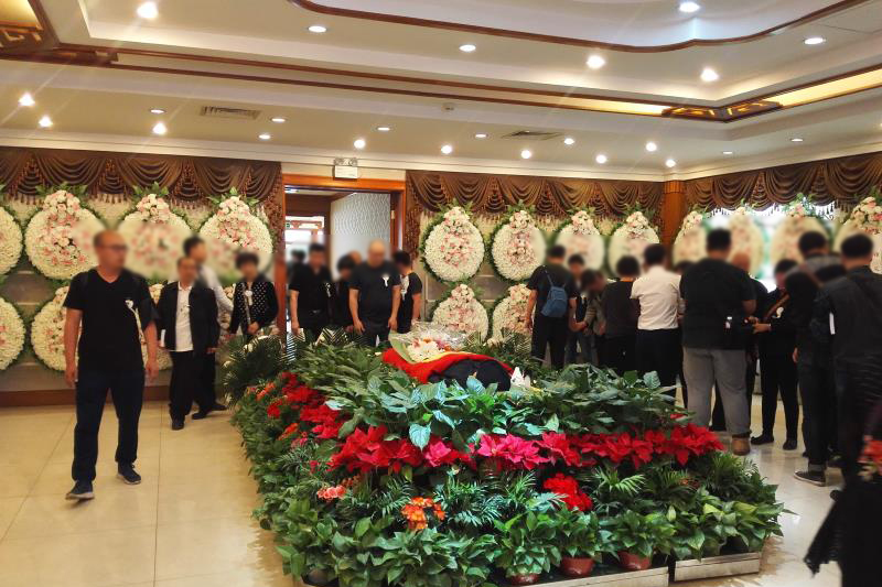 【上海一殡仪馆拒提供服务3人被问责/上海殡仪馆全套费用】